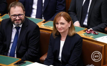 Több parlamenti vizsgálóbizottság felállítását kezdeményezte a Tisza-frakció