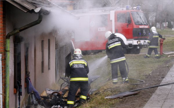 Egy ember meghalt, amikor kigyulladt egy családi ház Miskolcon