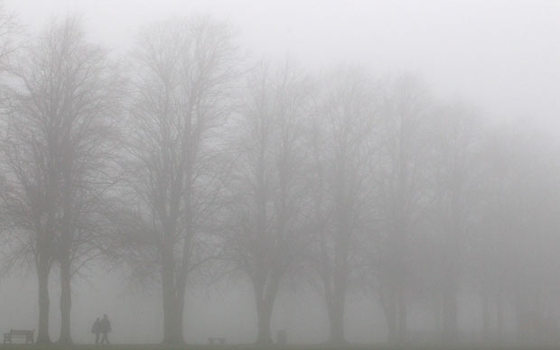 Többfelé sűrű ködre figyelmeztet a meteorológiai szolgálat