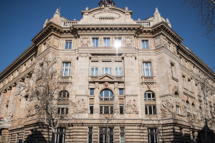 Magyar Péter: a Magyar Nemzeti Bank kimondta, hogy sem bennfentes kereskedelmet, sem piacbefolyásolást nem követtem el