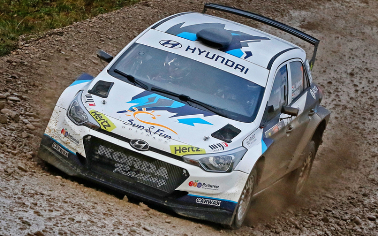 Rally: Hatalmas élmény az új Hyundai i20 R5!