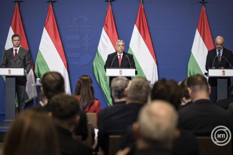 Orbán Viktor: a háború, energia, migráció és a brüsszeli vagy a magyar út választása lesznek 2026 legfőbb kérdései