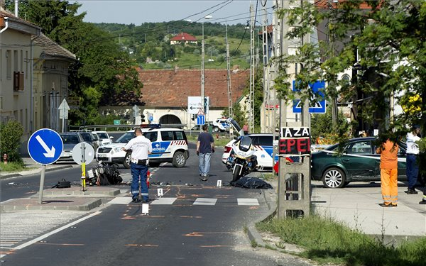 Halálos motoros baleset történt a 10-es főúton