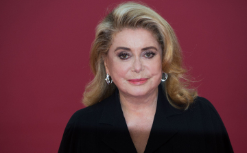 Kórházba került Catherine Deneuve francia filmsztár