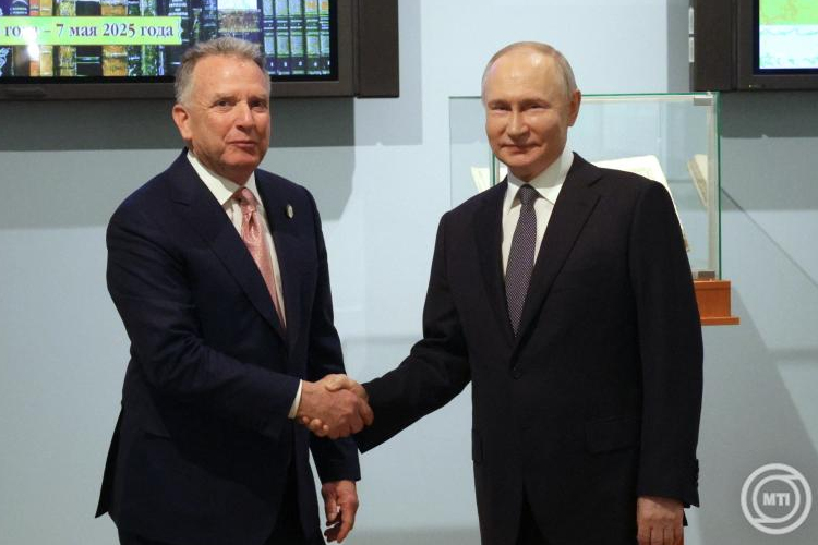 Fehér Ház: Donald Trump különmegbízottja közvetlen tárgyalást folytat Vlagyimir Putyinnal a tűzszünet előmozdítása érdekében